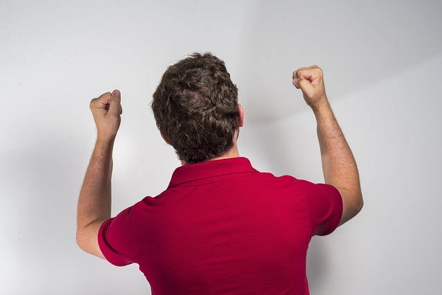 任何一方评 任何一方评