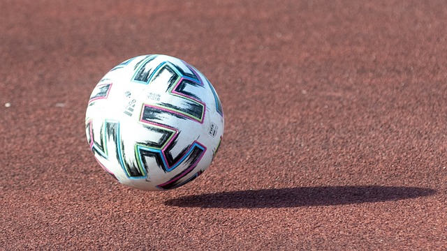 主播遇见冰雪丨在体育馆感受冰雪热度 尔滨太有实力了！.